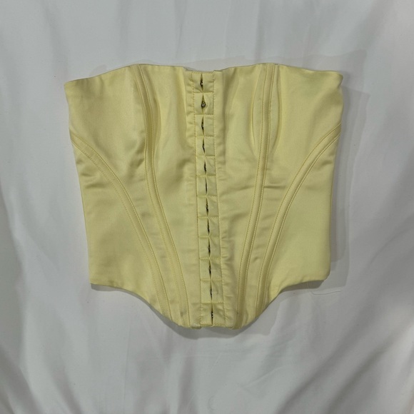 House of CB; XS corset top; it’s more of a paler yellow; worn once - Picture 4 of 5